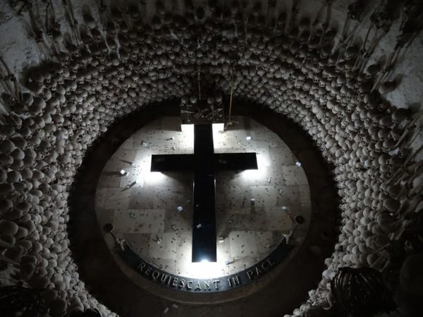 Dome of skulls Lampa <p>PUNO</p>
