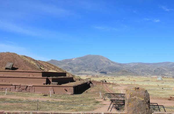 Tiwanaku La Paz <p>BOLIVIA</p>
